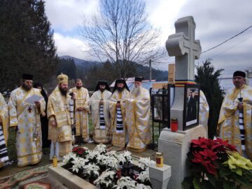 Pictura și catapeteasma paraclisului Mănăstirii Voroneț, sfințite de Preasfințitul Părinte Damaschin Dorneanul