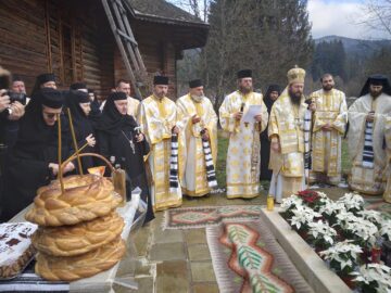 Pictura și catapeteasma paraclisului Mănăstirii Voroneț, sfințite de Preasfințitul Părinte Damaschin Dorneanul