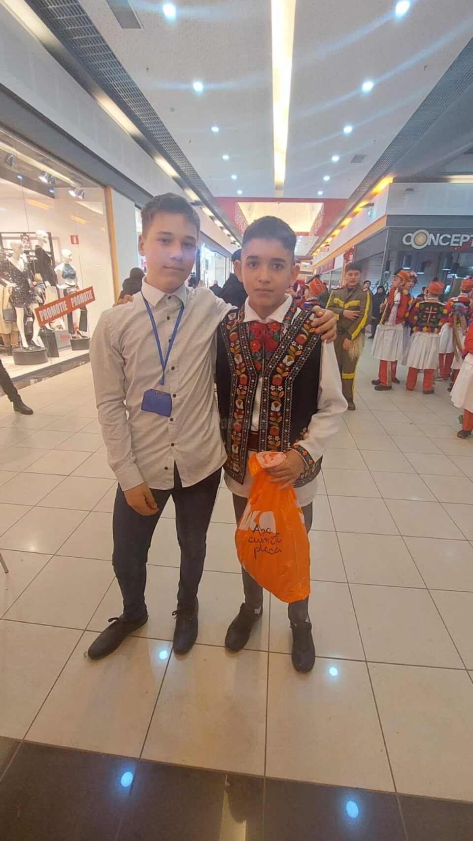 Iliuță Prodan - Școala Pătrăuți - Marele Premiu al Concursului Colind de Crăciun 2022 Iliuță Prodan - Școala Pătrăuți - Marele Premiu al Concursului Colind de Crăciun 2022
