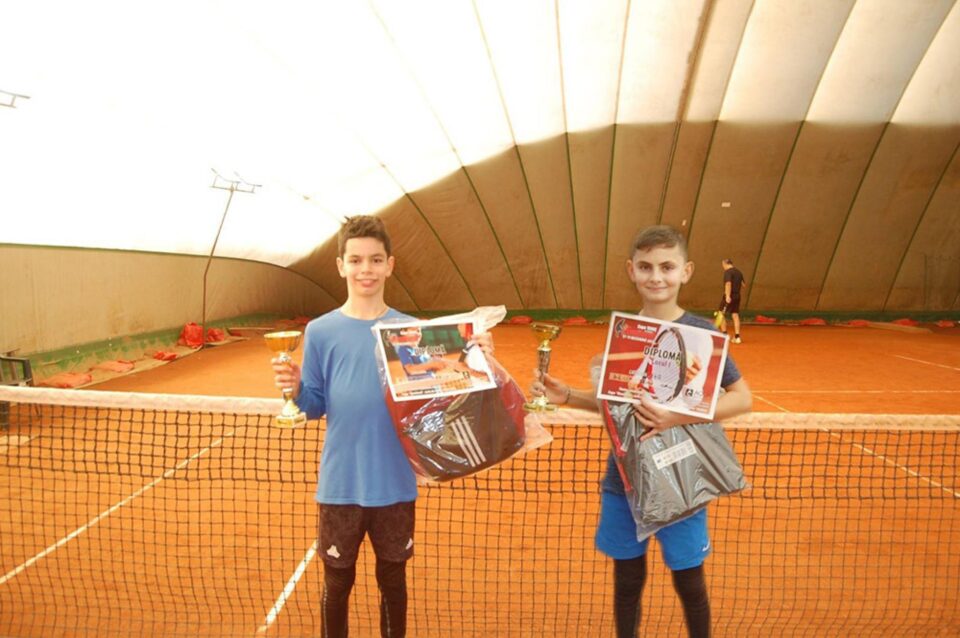 Finaliștii concursului băieților de 14 ani, Karlo Piticaru și David Arcip