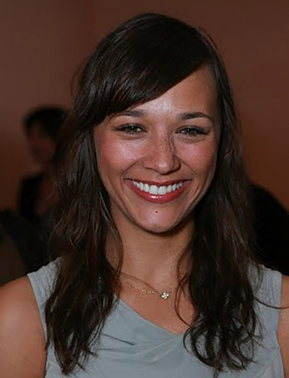 Limbajul nonverbal la Rashida Jones – Mesajele ochilor