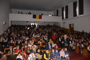 Aproape 40.000 de lei, adunați în scop caritabil cu ajutorul elevilor și profesorilor din Putna