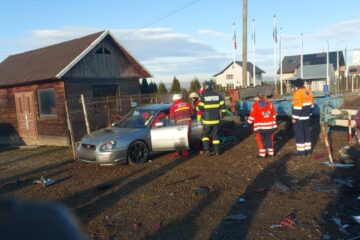 Accident cu persoană încarcerată pe E 85, la Cumpărătura