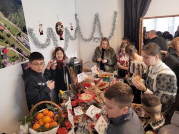 Aproape 40.000 de lei, adunați în scop caritabil cu ajutorul elevilor și profesorilor din Putna