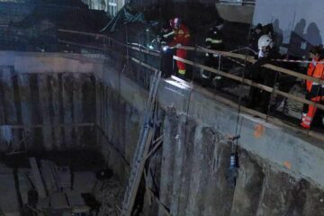 Muncitorul căzut în fundația unui bloc din Suceava a murit la spital