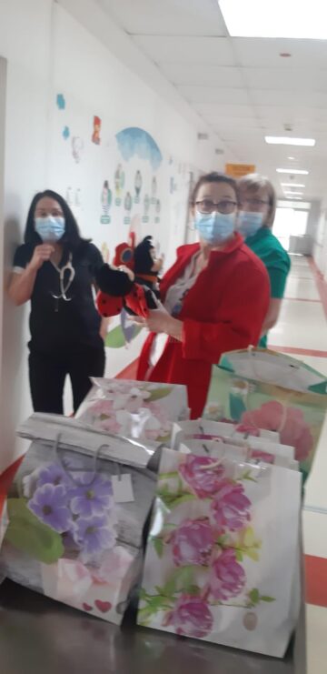 Moș Crăciun la copiii internați în Spitalul de Urgență Suceava