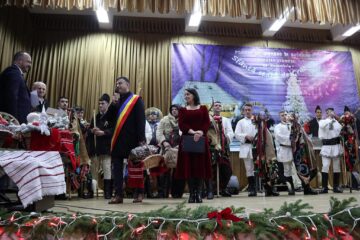Primarul Viluț Mezdrea și-a exprimat bucuria reîntâlnirii cu locuitorii comunei, după doi ani de restricții