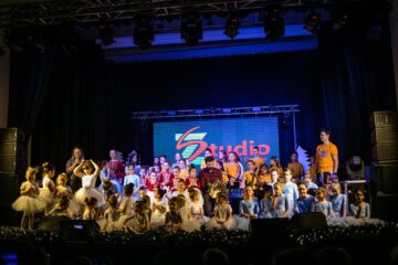 „Magia Crăciunului”, spectacol umanitar la Gura Humorului
