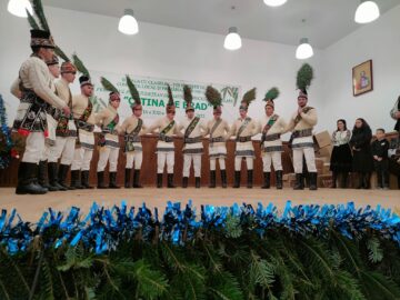 Festivalul ”Cetina de brad” de la Cacica