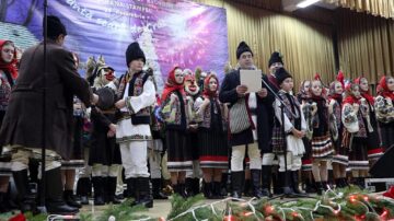 Spectacolul „Sfânta seară de Crăciun”, la Poiana Stampei