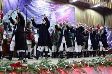 Ansamblul „Poienița” - Dansul moșilor
