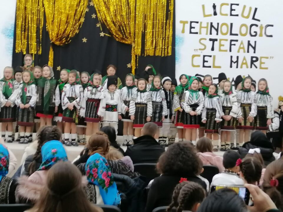 Festivalul de datini și obiceiuri de iarnă „După datina străbună”, la Cajvana