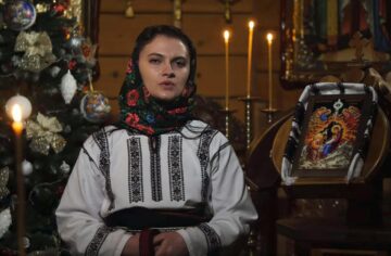 Locul II - Adina-Maria Cliuciovan cu colindul Dați drumul la cer