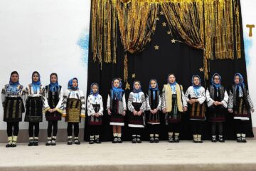 Festivalul de datini și obiceiuri de iarnă „După datina străbună”, la Cajvana