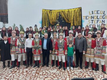 Festivalul de datini și obiceiuri de iarnă „După datina străbună”, la Cajvana