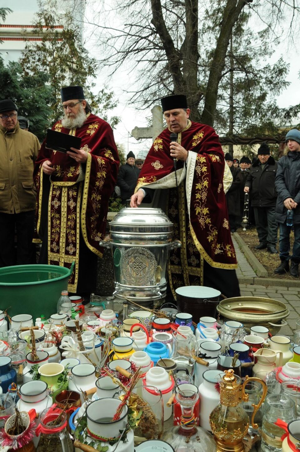 Sfintirea apei de Bobotează, de catre preotii parohi ai Bisericii Sf. Gheorghe din Bosanci