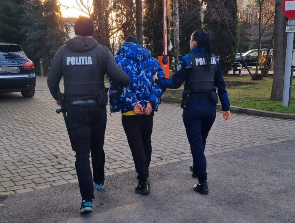 Bărbatul care antrena câinii cu ajutorul iepurilor