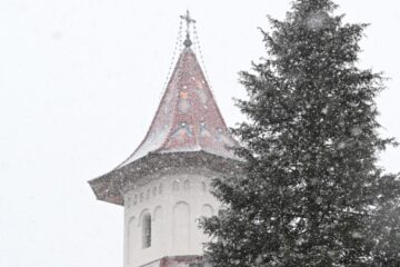 Pe 24 ianuarie, la ora 12:00, vor fi trase clopotele timp de un minut în toate unitățile de cult din județ