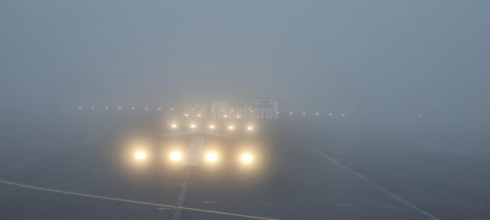 Vizibilitatea pe aeroportul Ștefan cel Mare este aproape de zero