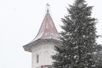 Pe 24 ianuarie, la ora 12:00, vor fi trase clopotele timp de un minut în toate unitățile de cult din județ