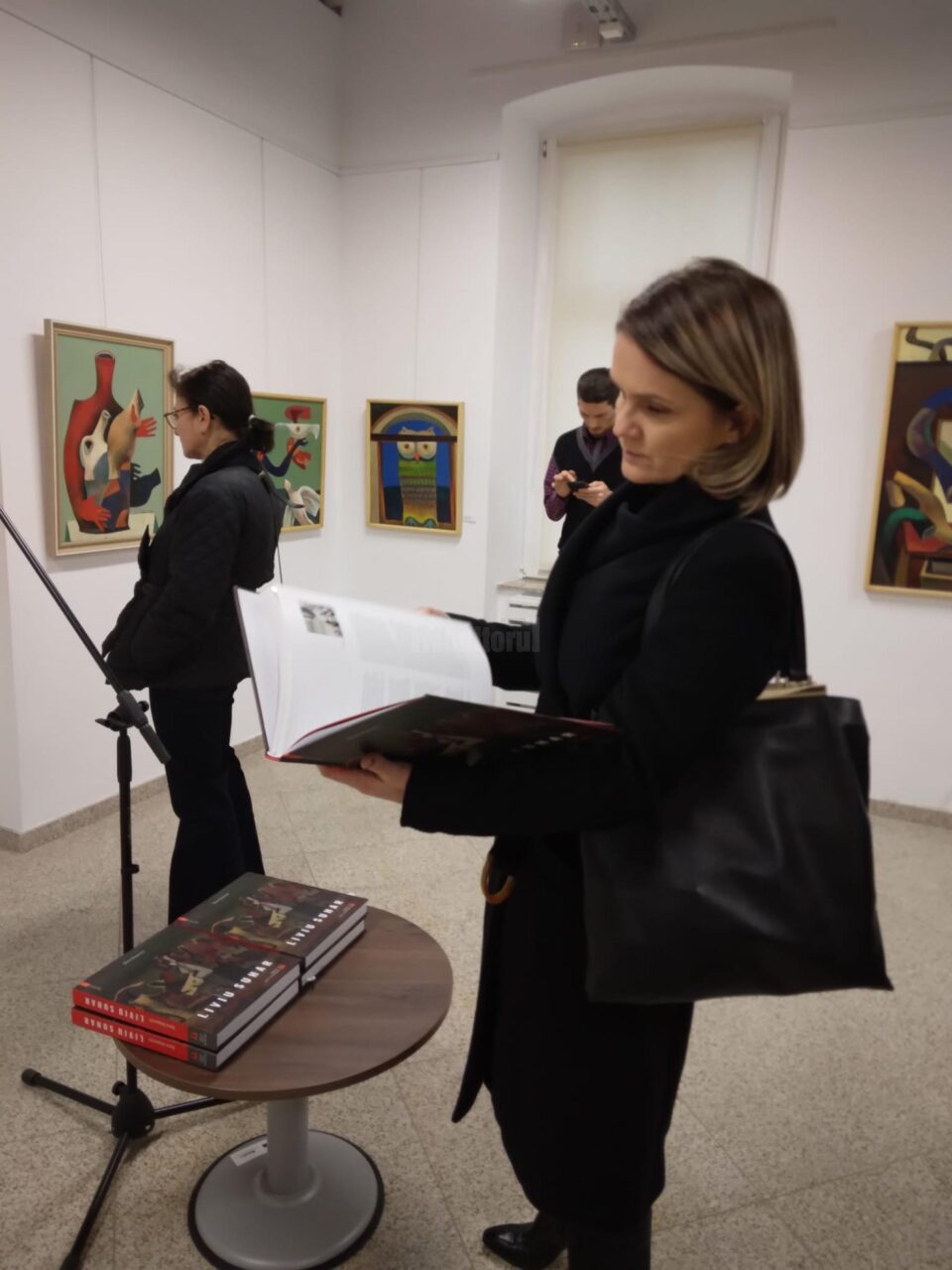 Expoziția de pictură „Liviu Suhar – 80” 1.jpeg