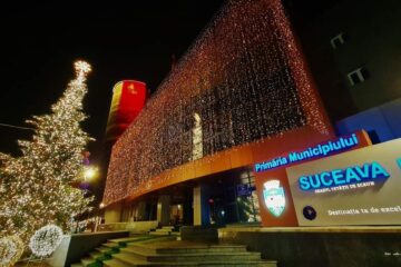 Duminică, 15 ianuarie 2023- ultima zi în care au mai fost pornite instalațiile ornamentale de iluminat de pe străzile Sucevei 1