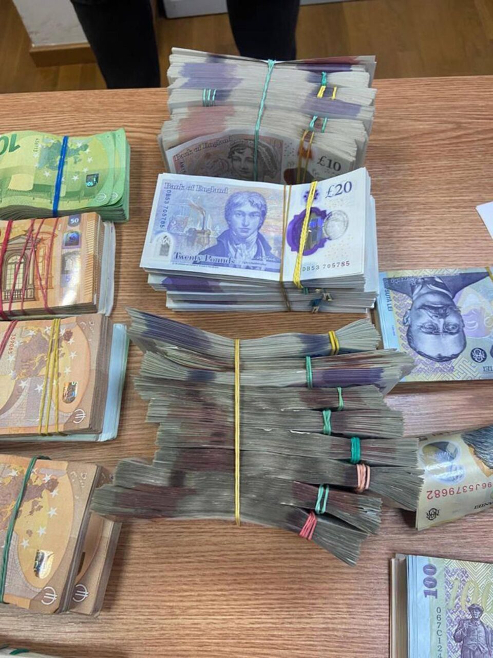 Sumele ridicate pentru continuarea cercetărilor