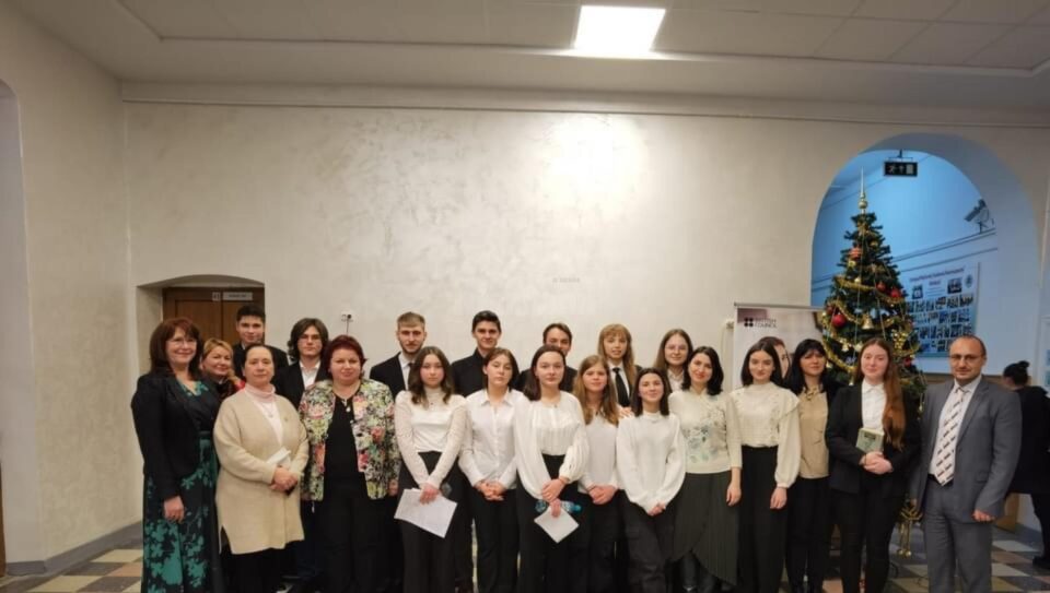 „Eminescu ieri și azi”, la Colegiul Național „Eudoxiu Hurmuzachi” din Rădăuți