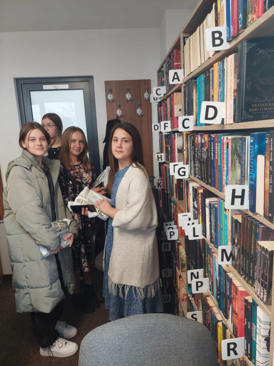 „Centrul Multifuncțional “Arta” din cartierul Ițcani include acum și o bibliotecă publică dotată cu un fond generos de carte