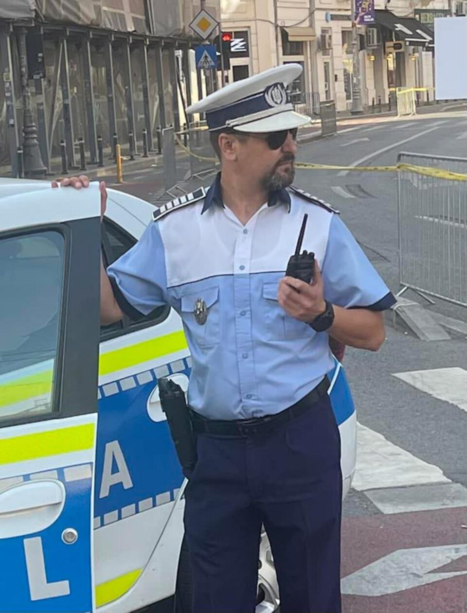 Polițistul sucevean Bogdan Bănică, președintele executiv la nivel național al Sindicatului Național al Polițiștilor DECUS Polițistul sucevean Bogdan Bănică, președintele executiv la nivel național al Sindicatului Național al Polițiștilor DECUS