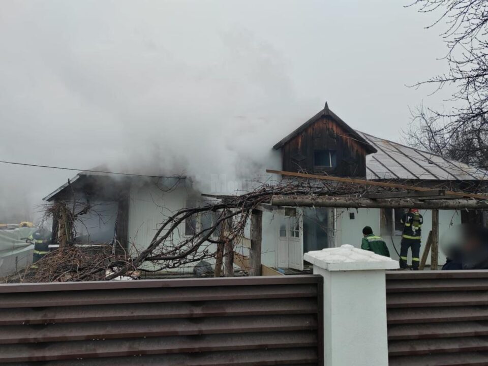 Incendiul de duminică la amiază de la Bogdănești