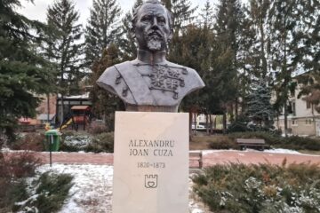 Bustul domnitorul Alexandru Ioan Cuza