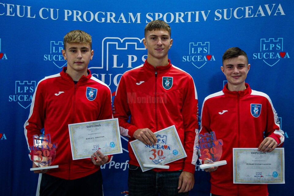 Cei mai buni sportivi ai sectiei de fotbal a LPS Suceava in 2022, Sebastian Burlacu, Alexandru Ionescu si Stefan Petraru Cei mai buni sportivi ai sectiei de fotbal a LPS Suceava in 2022, Sebastian Burlacu, Alexandru Ionescu si Stefan Petraru