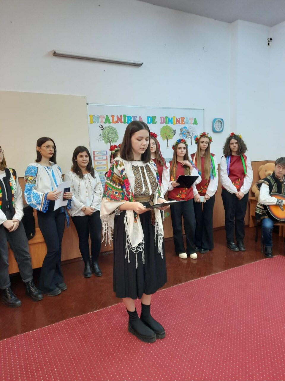 Proiectul educațional „Influențe ucrainene asupra personalității lui Mihai Eminescu”, la Școala Călinești-Cuparencu