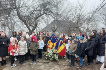Proiectul educațional „Influențe ucrainene asupra personalității lui Mihai Eminescu”, la Școala Călinești-Cuparencu