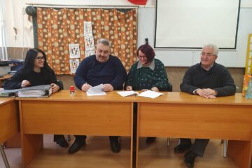 Semnarea contractului de mansardare a școlii cu firma Con Bucovina SA