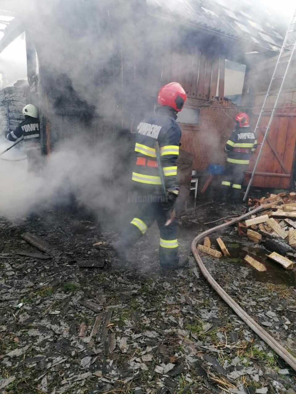 Incendiu depozit furaje Vicovu de Sus