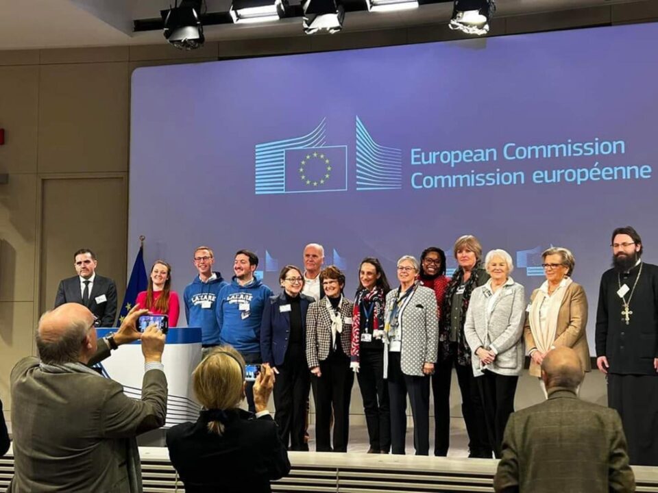 Activitatea de voluntariat a Asociației Tinerilor Ortodocși Suceveni (ATOS), apreciată la Gala Proiectelor Europene de la Bruxelles