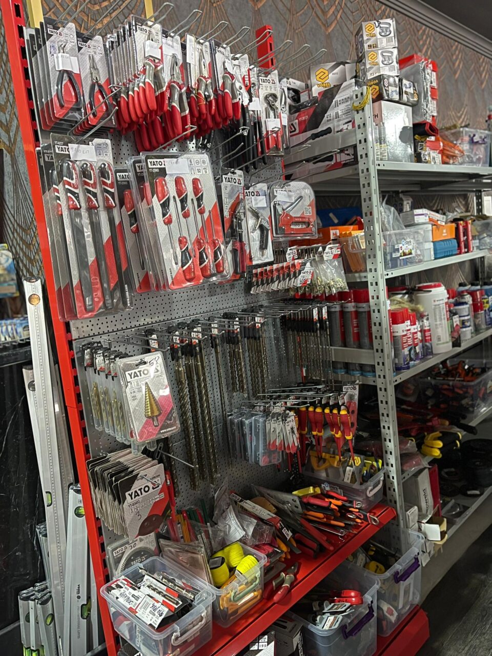 NOU ÎN SUCEAVA: Magazinul House Life cu soluții eficiente pentru renovări și construcții