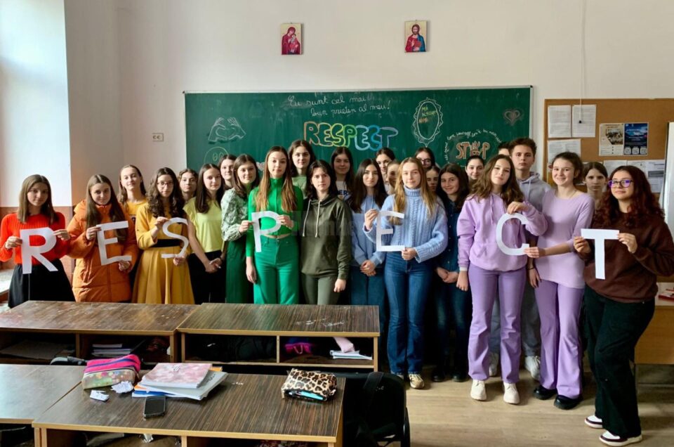 Campanie antiviolență la Colegiul Național “Eudoxiu Hurmuzachi” Rădăuți