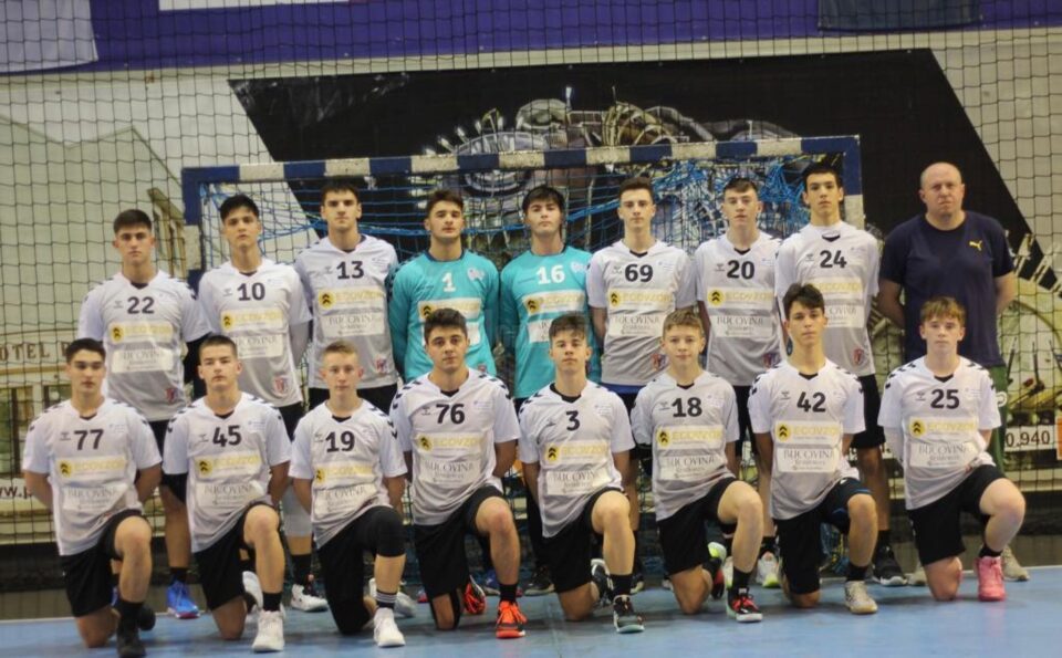 CSU din Suceava a jucat finala turneului pentru juniori din Ardeal. Foto handbalmania.ro CSU din Suceava a jucat finala turneului pentru juniori din Ardeal. Foto handbalmania.ro