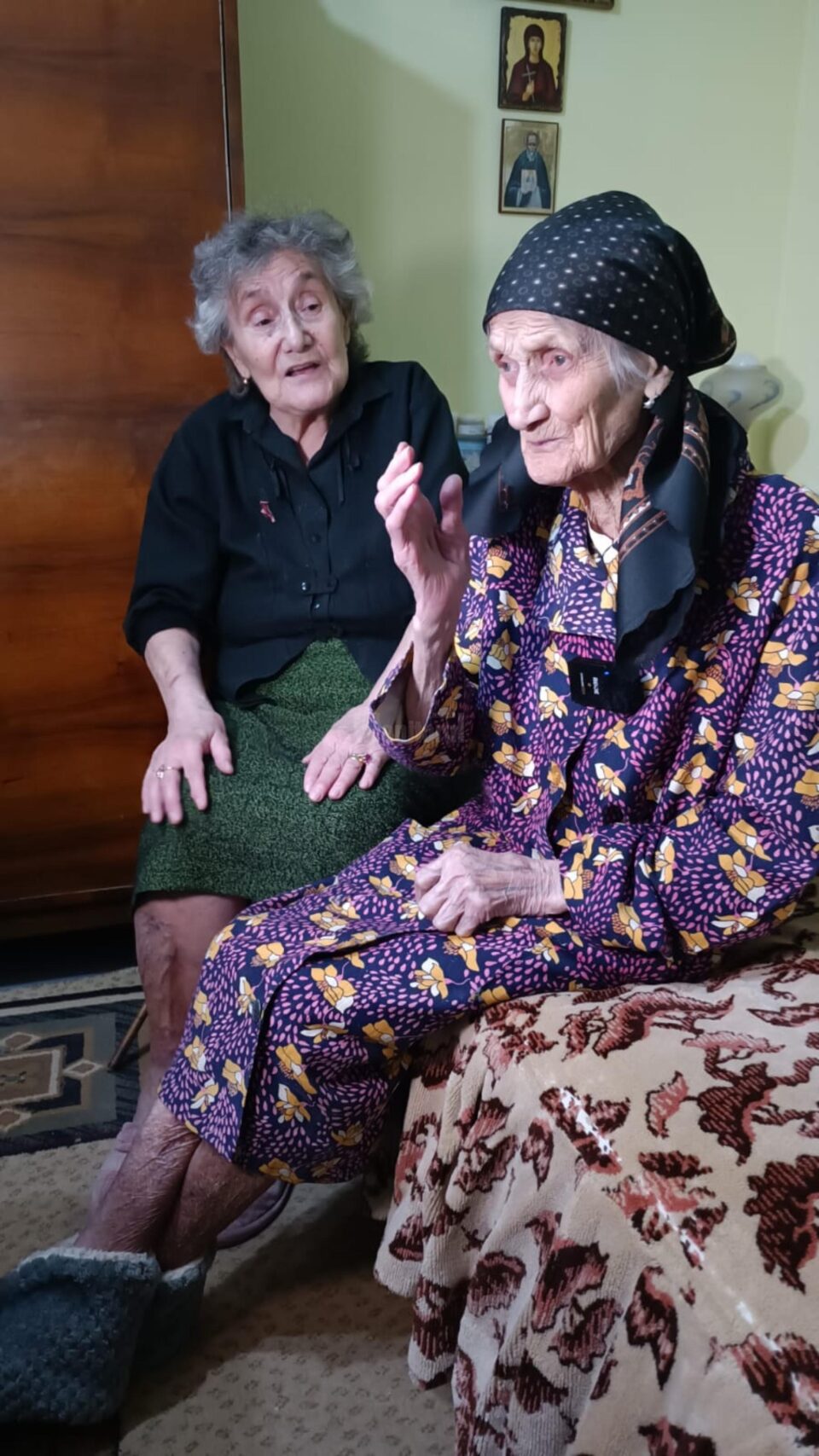 Adriana Popovici și mama ei, Viorica Hogaș
