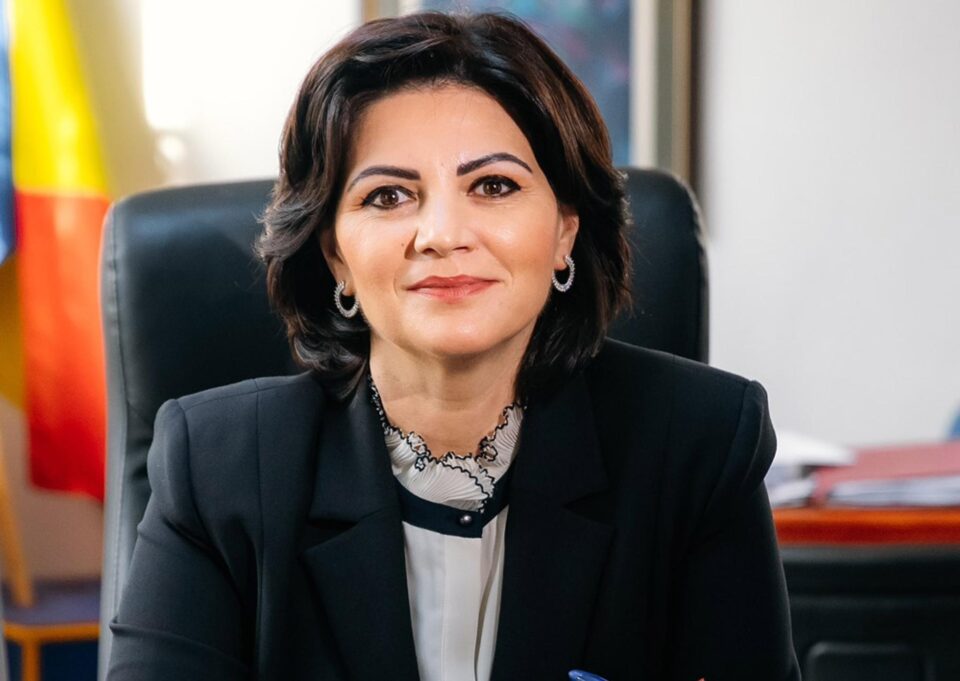 Larisa Blanari a renunțat la funcția de director general al Casei de Asigurări de Sănătate Suceava Larisa Blanari a renunțat la funcția de director general al Casei de Asigurări de Sănătate Suceava