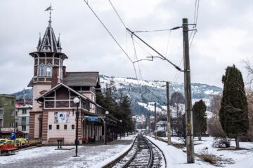 Medicii din Iași au fost nevoiți să-i amputeze gamba replantată adolescentului rănit de tren la Vatra Dornei