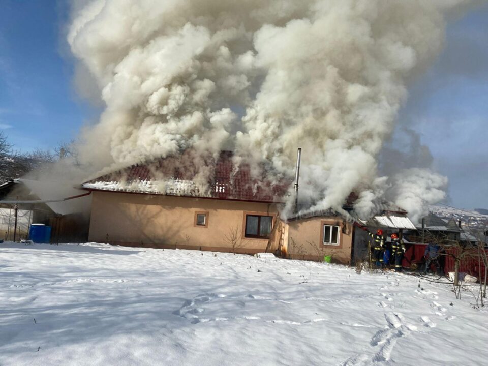 Incendiu puternic și la Bosanci