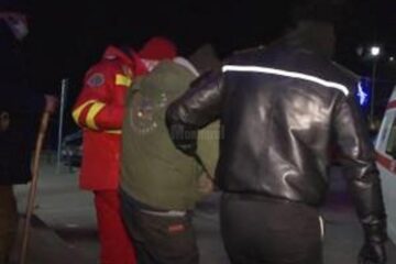 Jandarmii l-au luat de pe străzi pe bătrân în una dintre nopțile cu temperaturi foarte scăzute