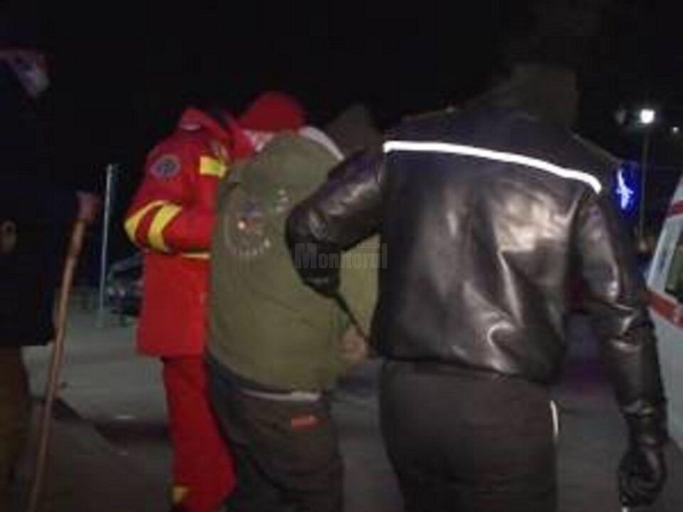 Jandarmii l-au luat de pe străzi pe bătrân în una dintre nopțile cu temperaturi foarte scăzute Jandarmii l-au luat de pe străzi pe bătrân în una dintre nopțile cu temperaturi foarte scăzute