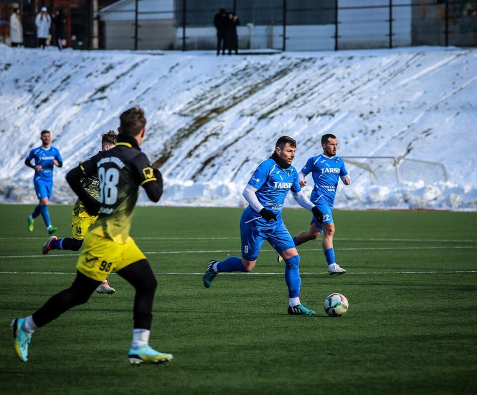Atacantul Ionel Stoian a marcat trei goluri în amicalul cu Darabani. Foto Cristian Plosceac Atacantul Ionel Stoian a marcat trei goluri în amicalul cu Darabani. Foto Cristian Plosceac