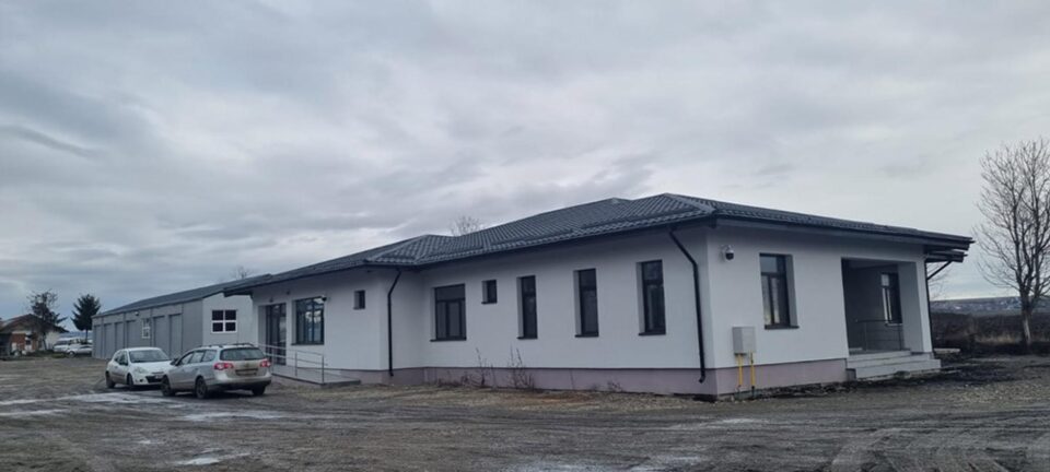 Autogara și autobaza din Vama Siret