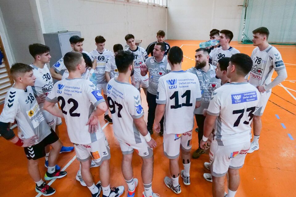 Tânăra echipă pregătită de Vasile Boca face față cu brio în Divizia A